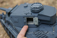 Load image into Gallery viewer, Heng Long German Panzer IV (F2 Type) Upgrade Edition 1/16 Scale Medium Tank - RTR