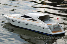 Load image into Gallery viewer, Bancroft D558 St. Tropez 1/20 Scale 840mm (33")  Yacht - RTR
