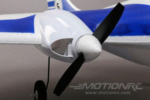 Load image into Gallery viewer, HobbyZone Delta Ray with SAFE 865mm (34") Wingspan - RTF
